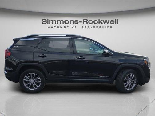 2024 GMC Terrain SLT