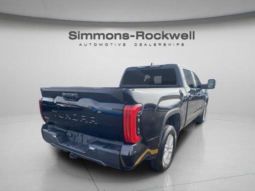 2022 Toyota Tundra SR5