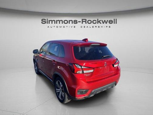 2024 Mitsubishi Outlander Sport SE