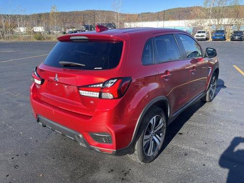 2024 Mitsubishi Outlander Sport SE