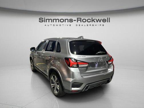 2024 Mitsubishi Outlander Sport SE