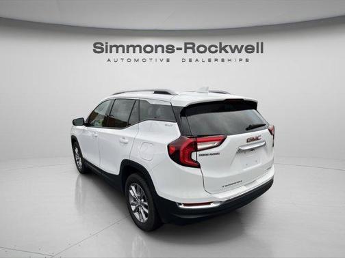 2024 GMC Terrain SLT