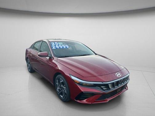 2025 Hyundai ELANTRA SEL Convenience