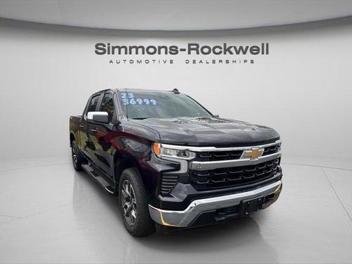 2023 Chevrolet Silverado 1500 LT