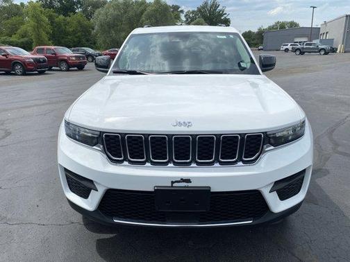 2023 Jeep Grand Cherokee Laredo