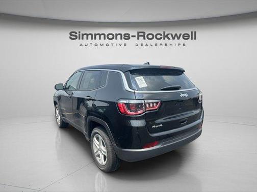 2023 Jeep Compass Sport