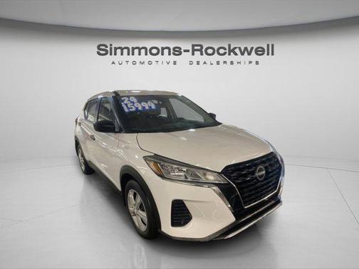 2024 Nissan Kicks S