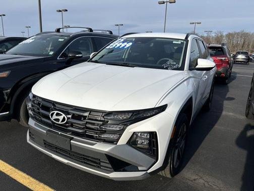 2025 Hyundai TUCSON SEL