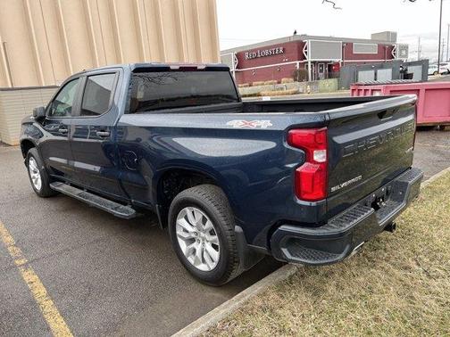 Photo 5 of 21 of 2020 Chevrolet Silverado 1500 Custom