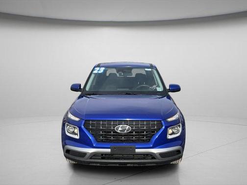 2023 Hyundai VENUE SE
