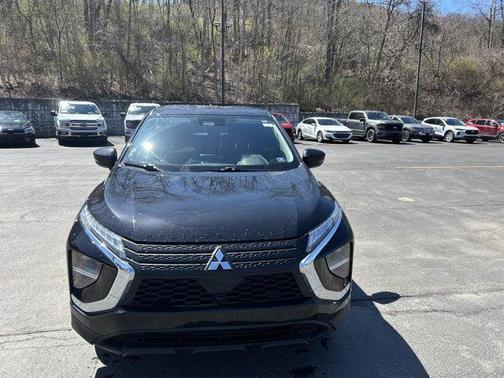 2022 Mitsubishi Eclipse Cross LE