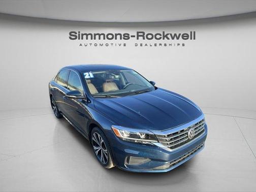 2021 Volkswagen Passat 2.0T SE