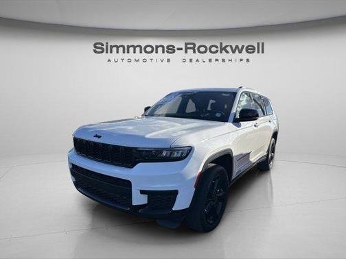 2022 Jeep Grand Cherokee L Laredo