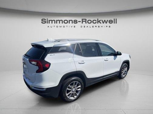 2023 GMC Terrain SLT