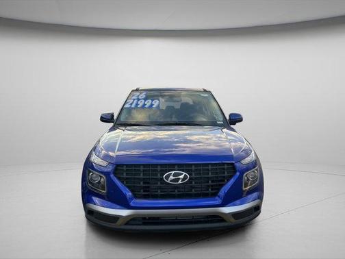 2026 Hyundai VENUE SE