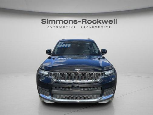 2023 Jeep Grand Cherokee L Laredo