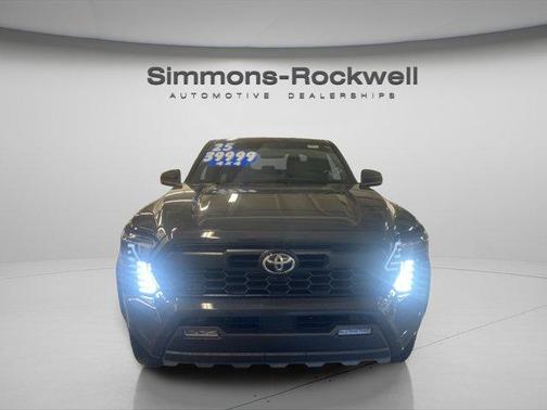 2025 Toyota Tacoma SR5