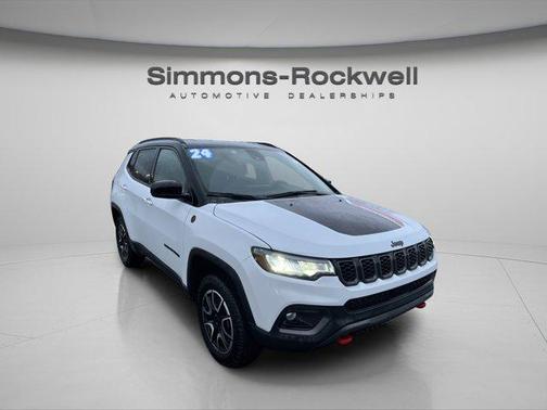 2024 Jeep Compass Trailhawk