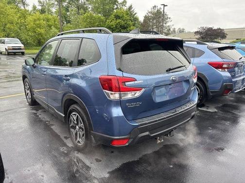 2024 Subaru Forester Premium
