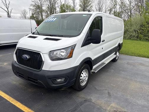 2023 Ford Transit-250 T250