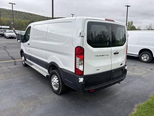 2023 Ford Transit-250 T250