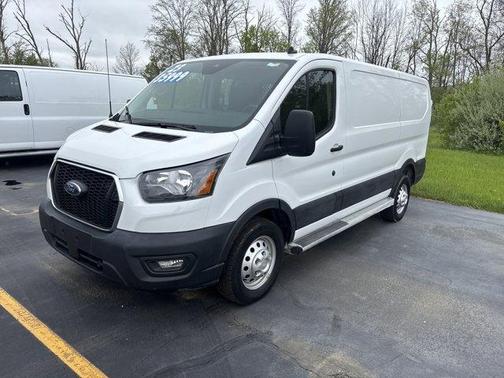 2023 Ford Transit-250 T250