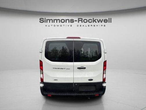 2023 Ford Transit-250 T250