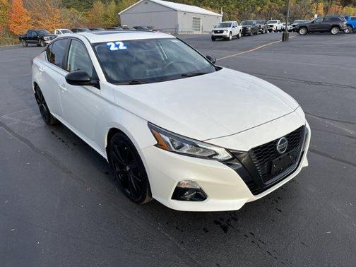 2022 Nissan Altima 2.5 SR