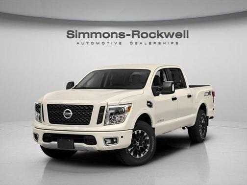 2017 Nissan Titan PRO-4X