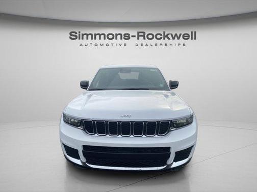 2024 Jeep Grand Cherokee L Laredo