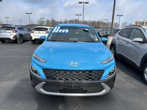 2023 Hyundai KONA SEL