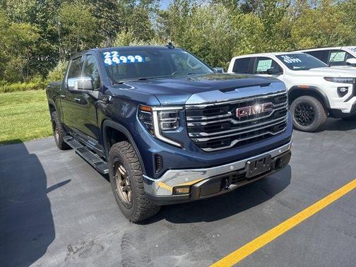 2022 GMC Sierra 1500 SLT