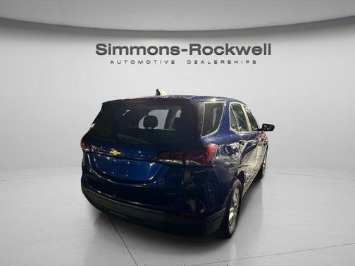 2022 Chevrolet Equinox LS