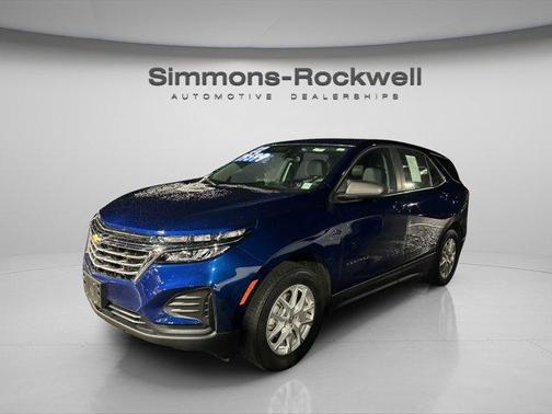 2022 Chevrolet Equinox LS
