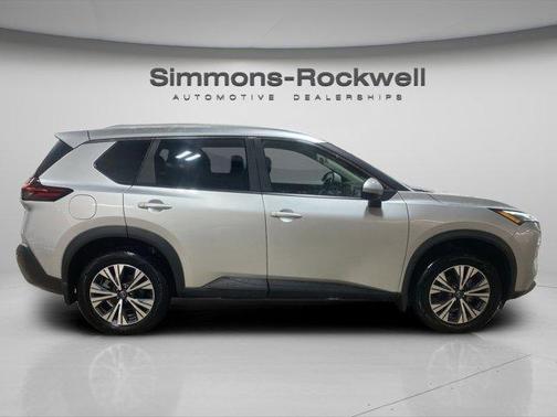 Brilliant Silver Metallic 2023 Nissan Rogue SV