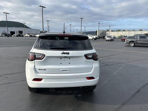 2022 Jeep Compass Altitude