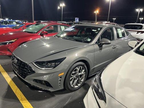 2023 Hyundai SONATA SEL