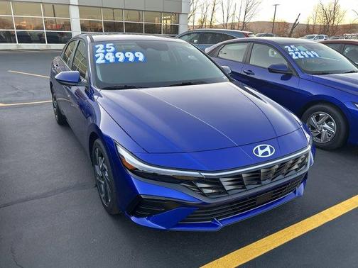 2025 Hyundai ELANTRA SEL Convenience