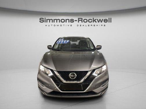 2022 Nissan Rogue Sport S