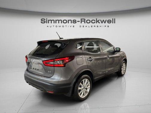 2022 Nissan Rogue Sport S