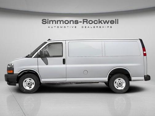 2023 GMC Savana 2500 Work Van