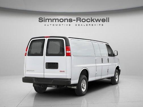 2022 GMC Savana 2500 Work Van
