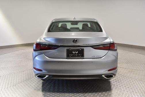 2022 Lexus ES 350 Base
