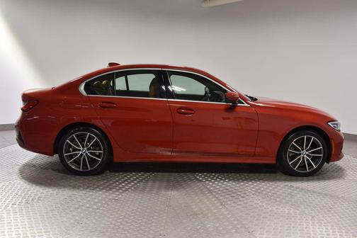 2021 BMW 330 xDrive