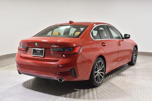 2021 BMW 330 xDrive
