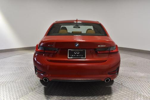 2021 BMW 330 xDrive