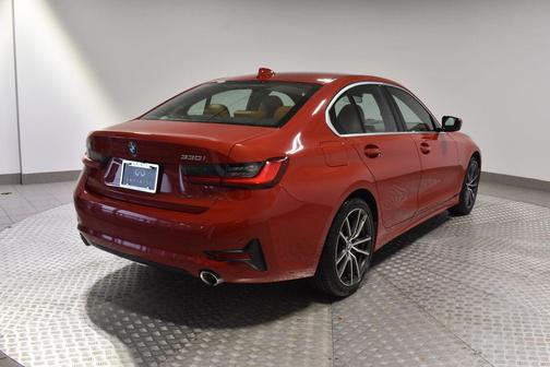 2021 BMW 330 xDrive
