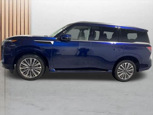 2025 INFINITI QX80 SENSORY AWD