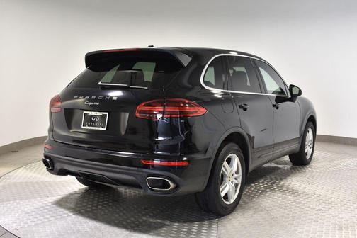 2016 Porsche Cayenne Base