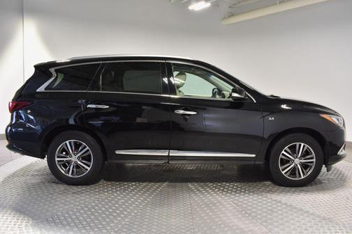2016 INFINITI QX60 Base
